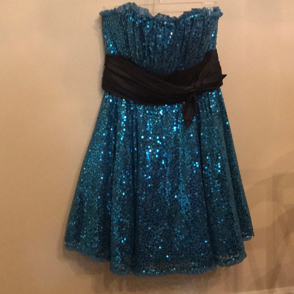 Blue sequin mini formal dress
